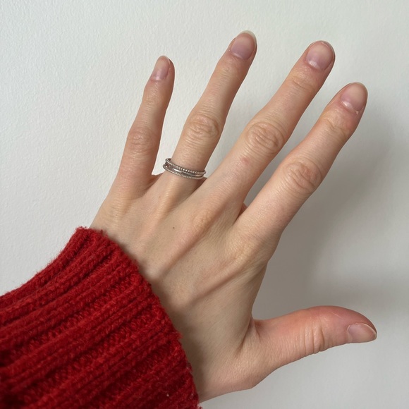 Mejuri 14 White Gold Stacker Rings - Bundle - Picture 2 of 6